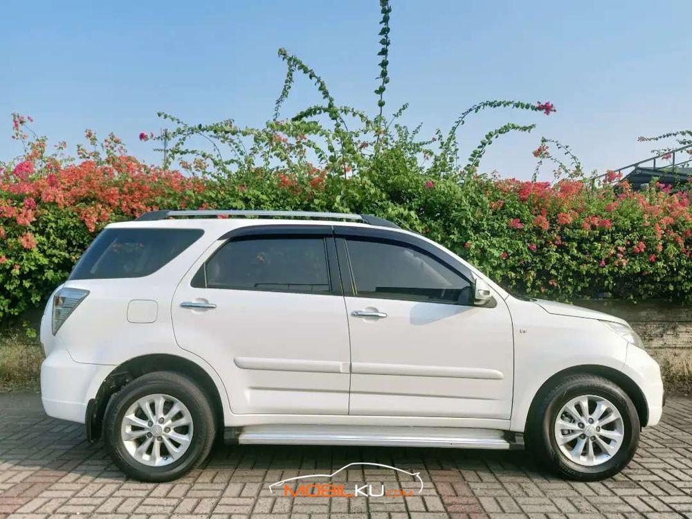 Mobil Daihatsu Terios 2013