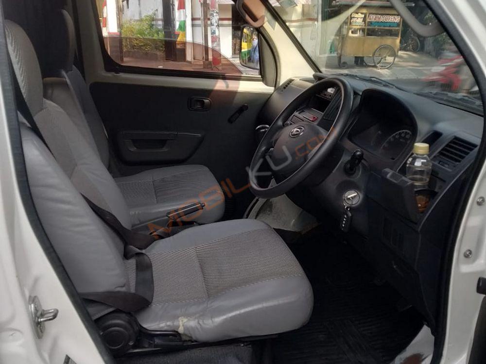 Mobil Daihatsu Gran Max 2019