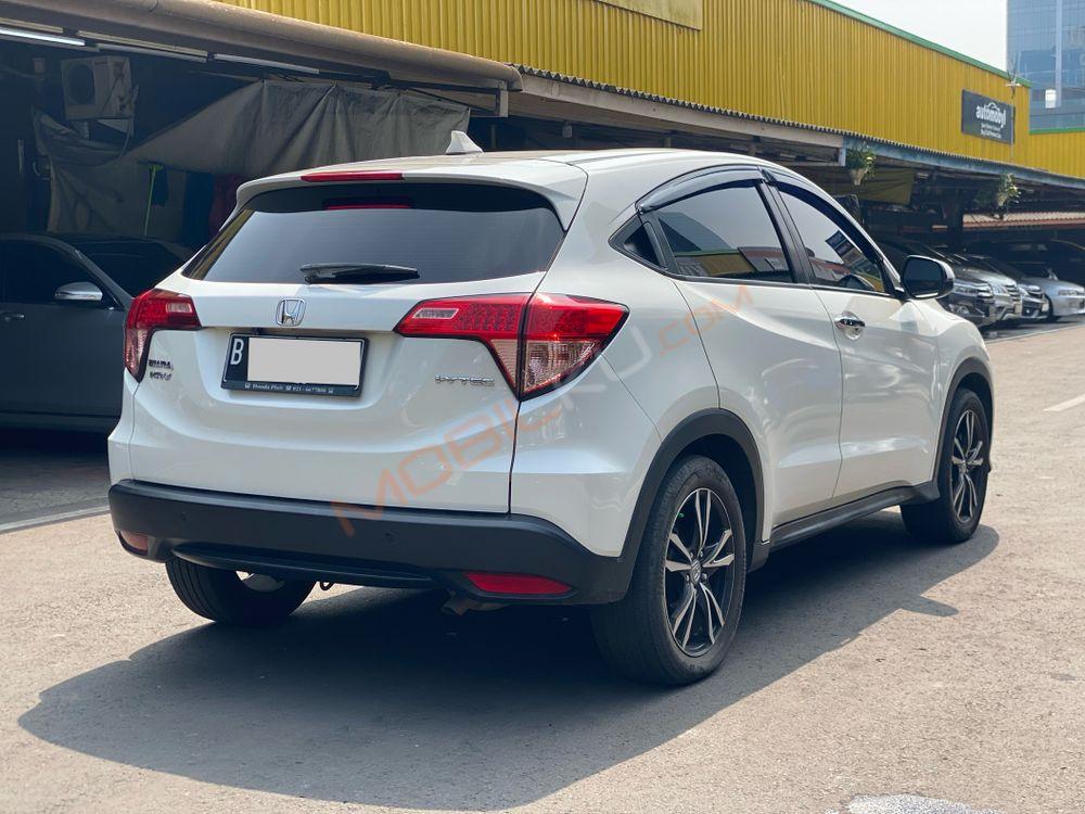 Mobil Honda HR-V 2016