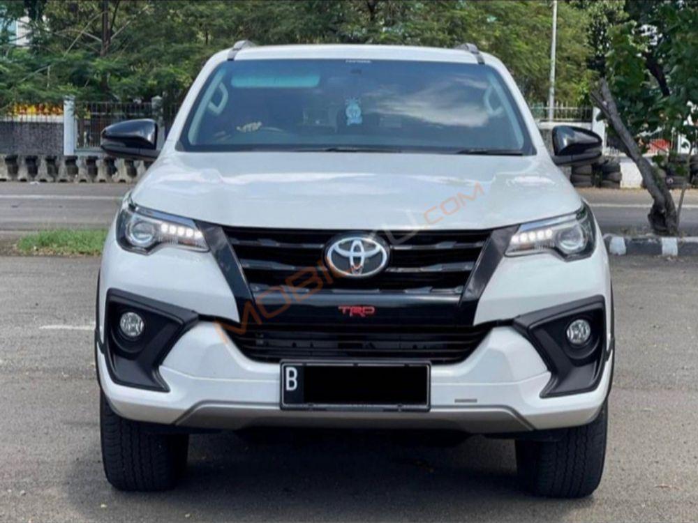 Mobil Toyota Fortuner 2019