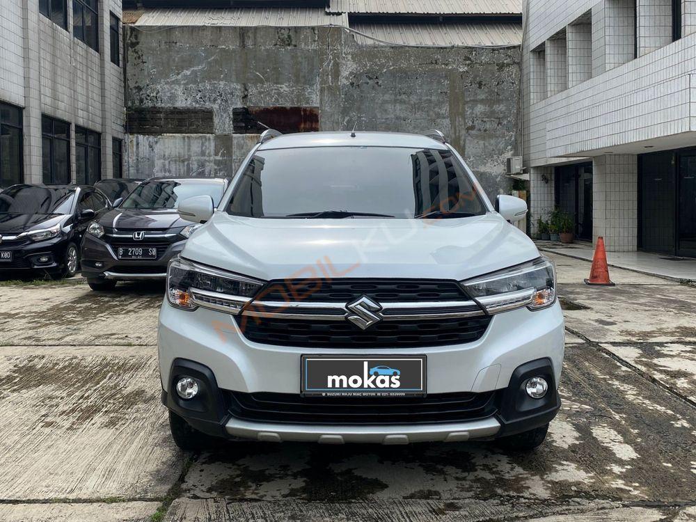 Mobil Suzuki XL7 2020