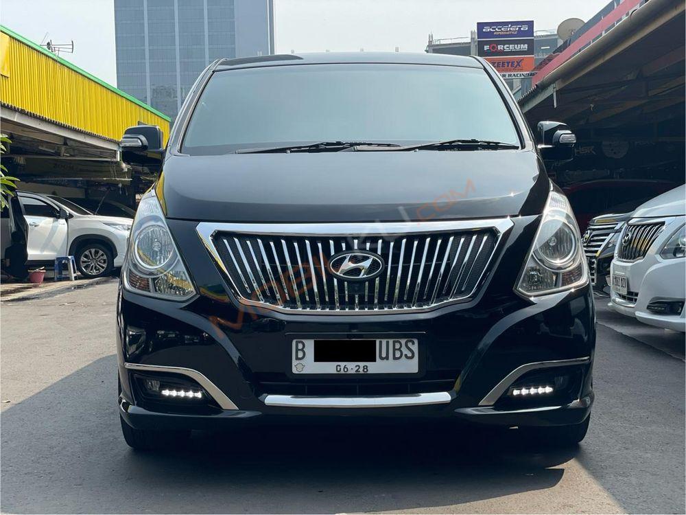 Mobil Hyundai H-1 2018