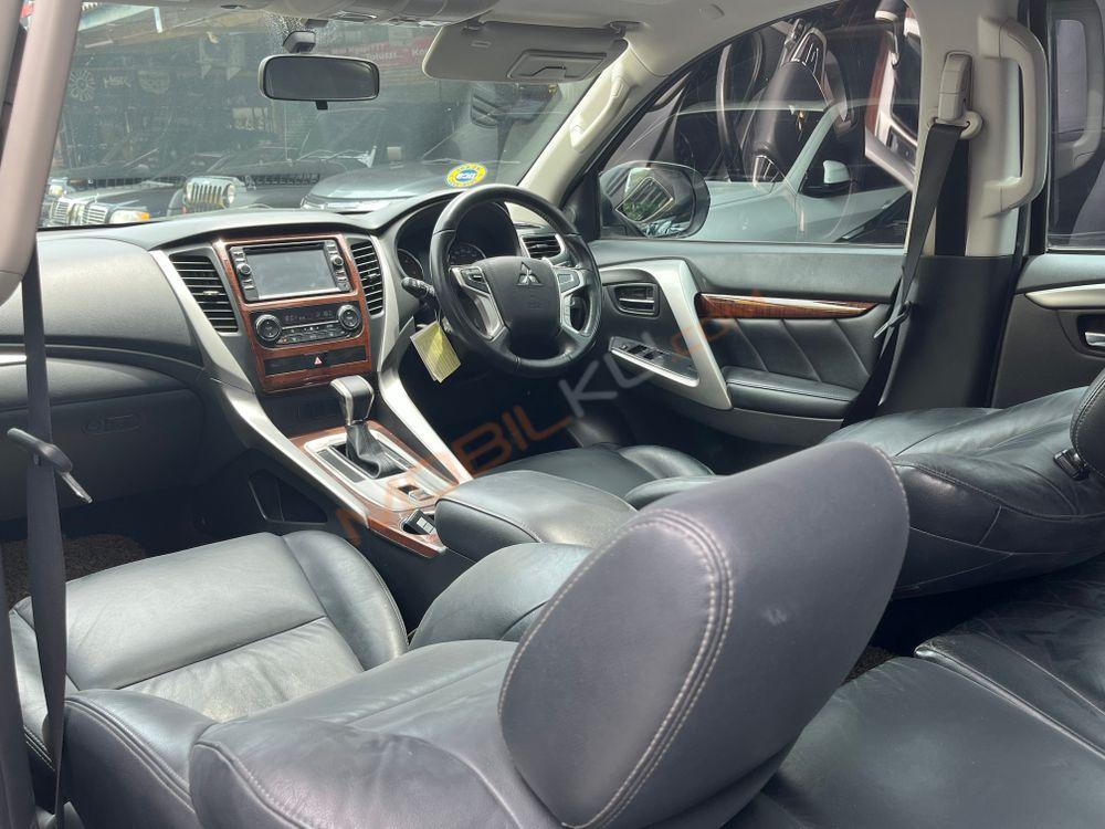 Mobil Mitsubishi Pajero Sport 2017