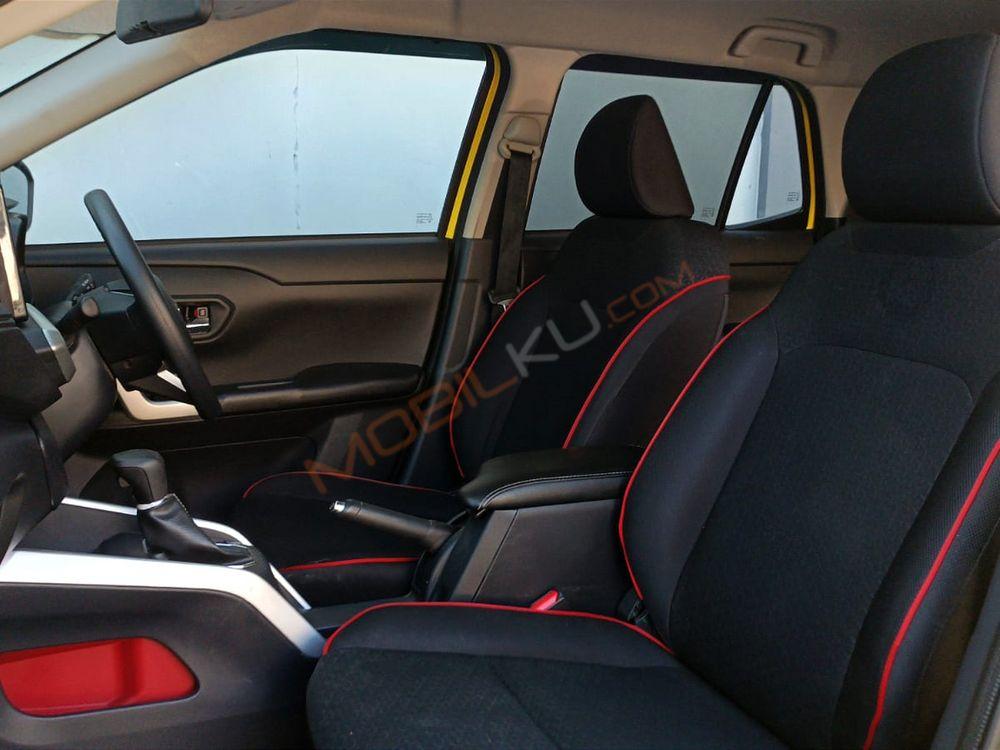 Mobil Toyota Raize 2021