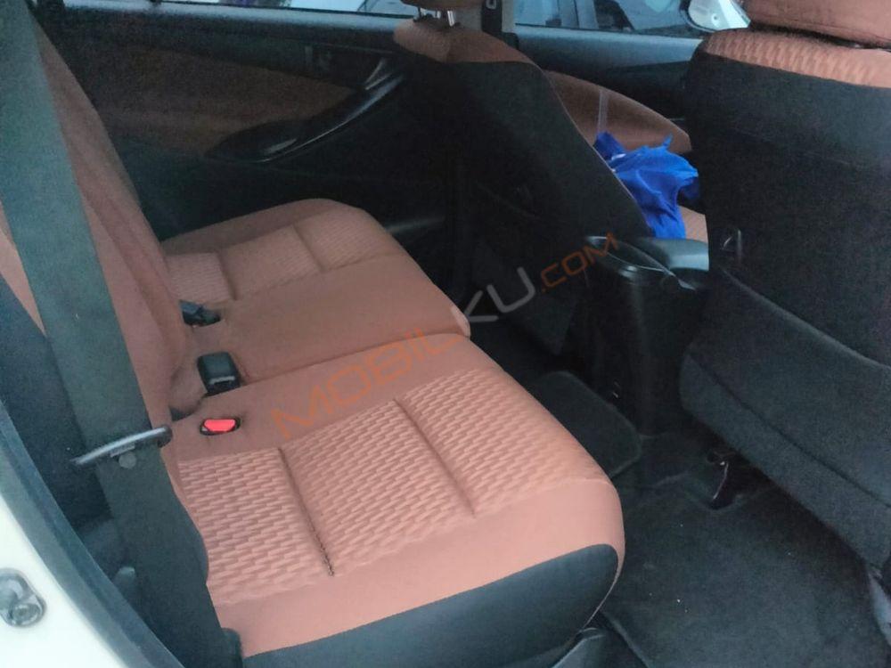 Mobil Toyota Kijang Innova 2017