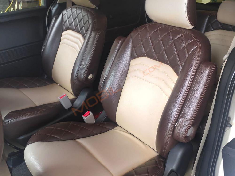 Mobil Honda Freed 2013