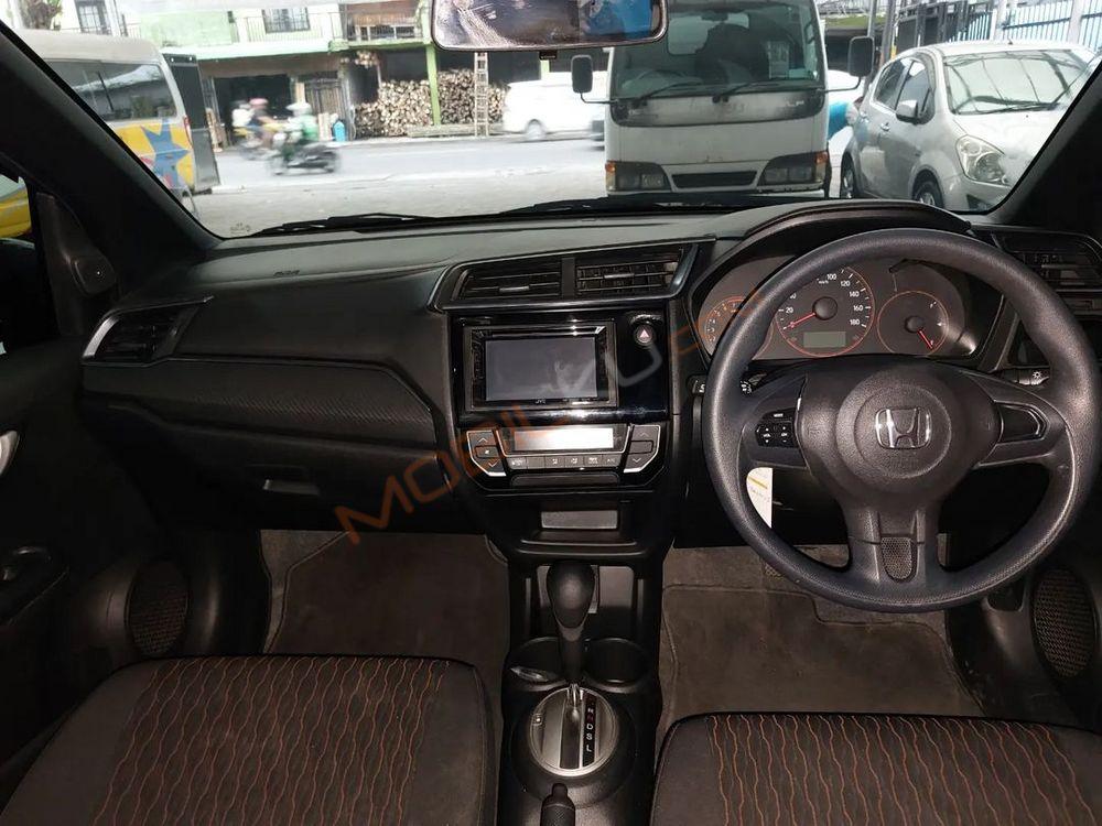 Mobil Honda Brio 2017