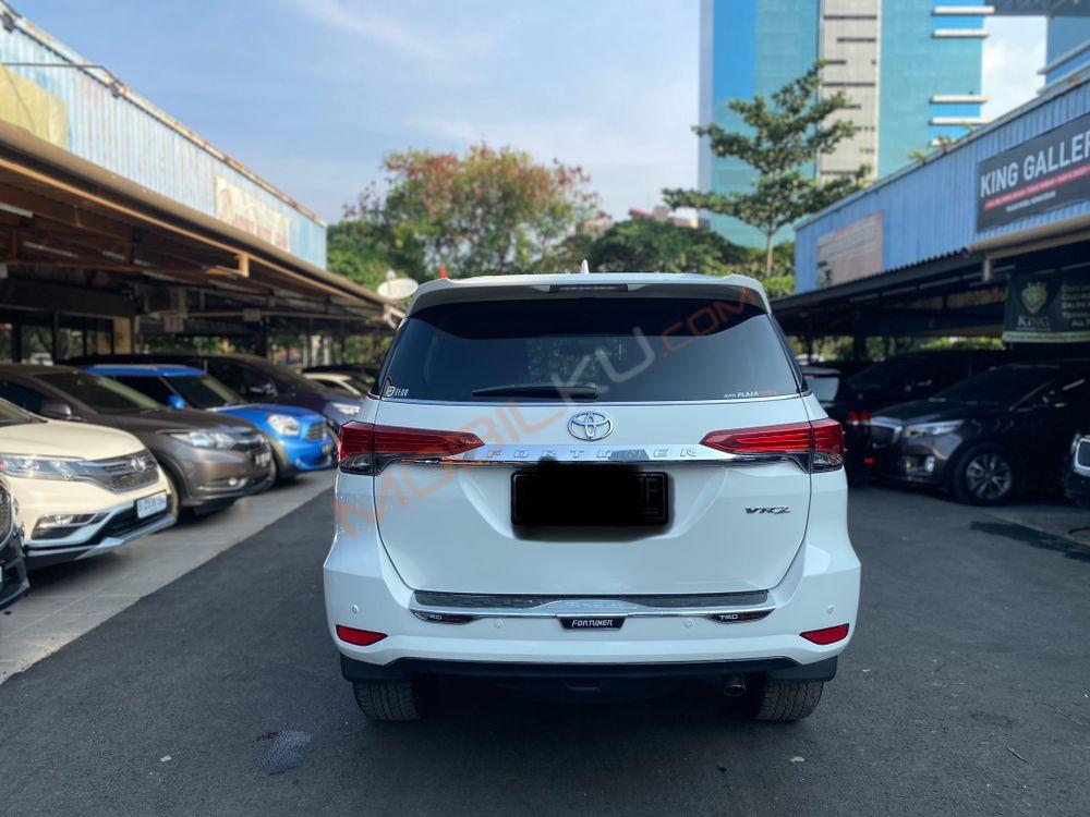Mobil Toyota Fortuner 2017