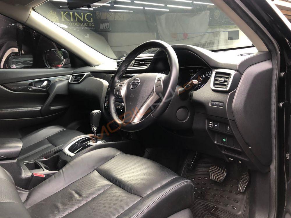 Mobil Nissan X-Trail 2015