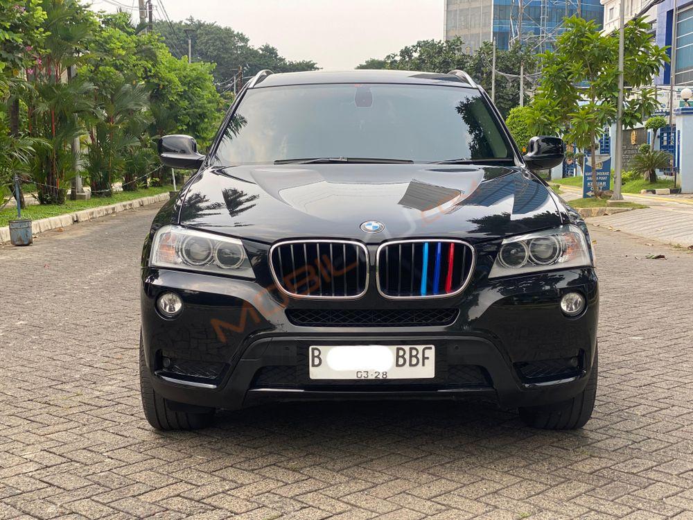 Mobil BMW X3 2012