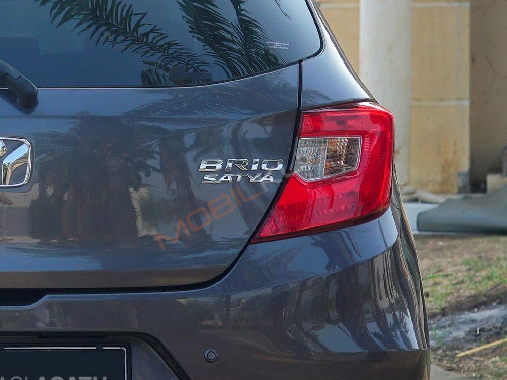 Mobil Honda Brio 2022