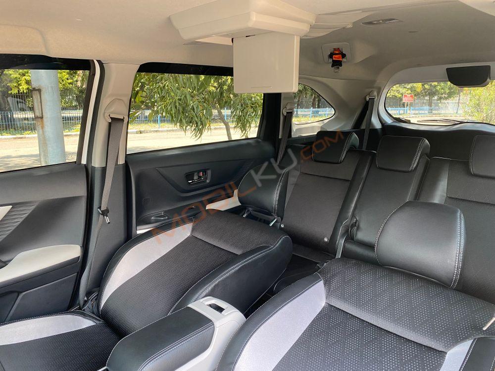 Mobil Toyota Veloz 2022