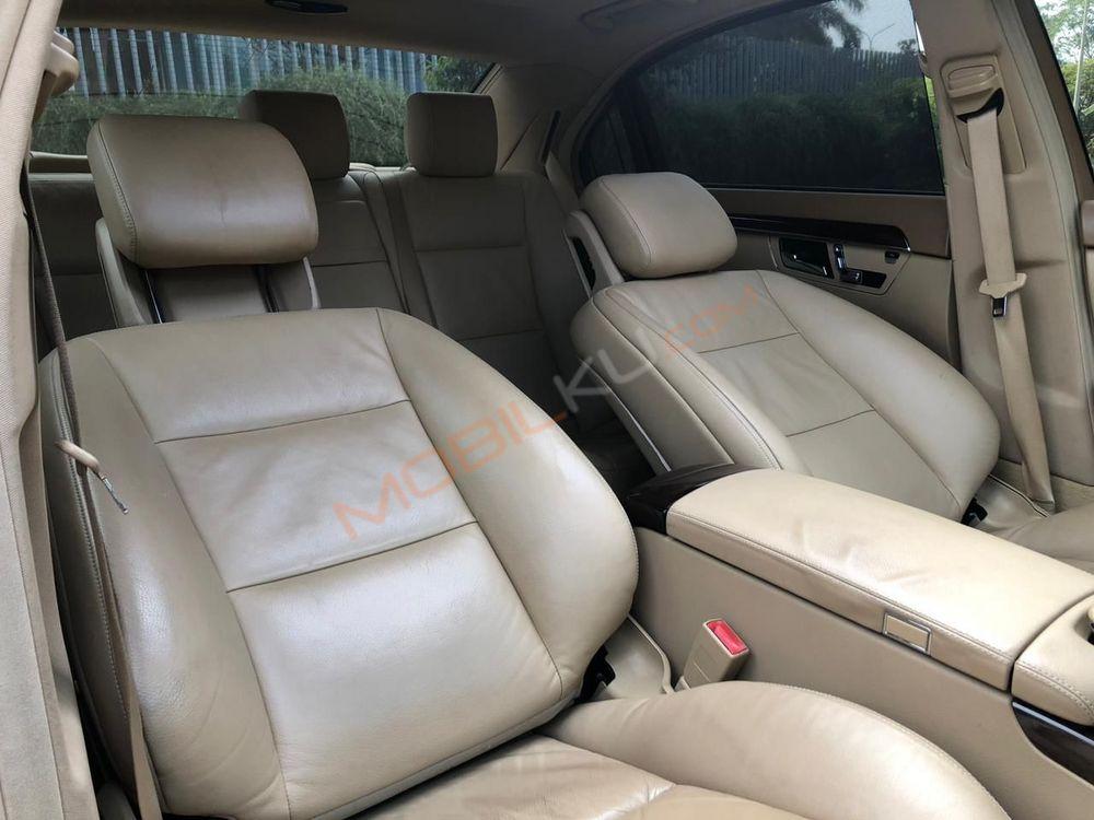 Mobil Mercedes-Benz S-Class 2011