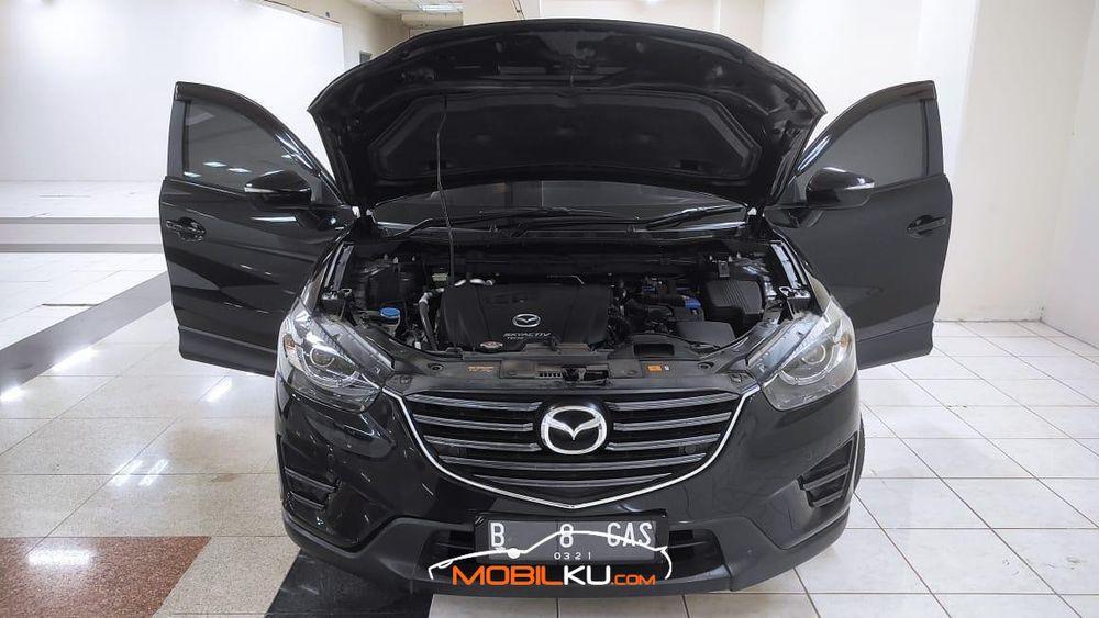 Mobil Mazda CX-5 2017