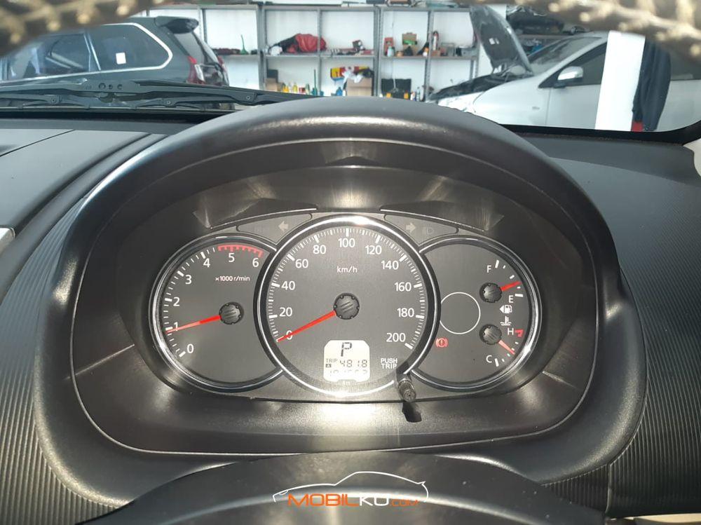 Mobil Mitsubishi Pajero Sport 2013