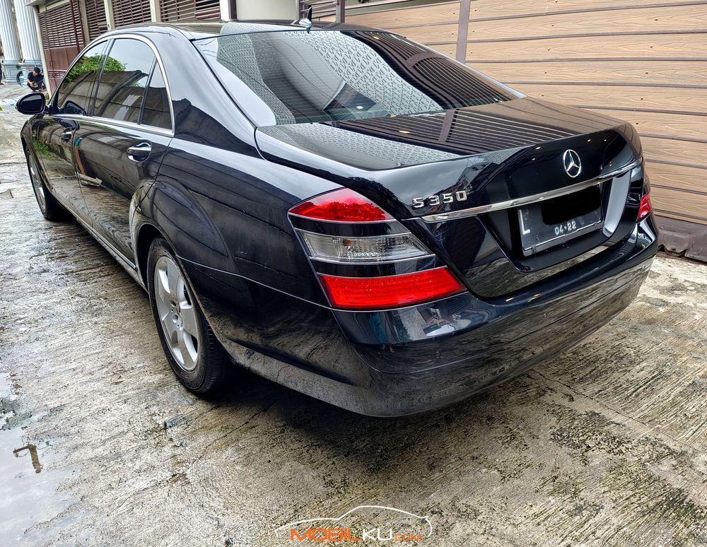 Mobil Mercedes-Benz S-Class 2007