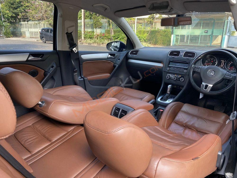 Mobil Volkswagen Golf 2013