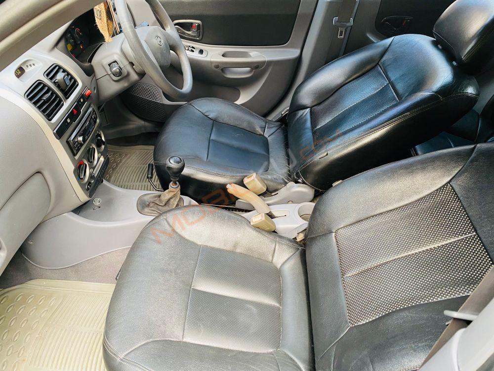 Mobil Hyundai Avega 2010