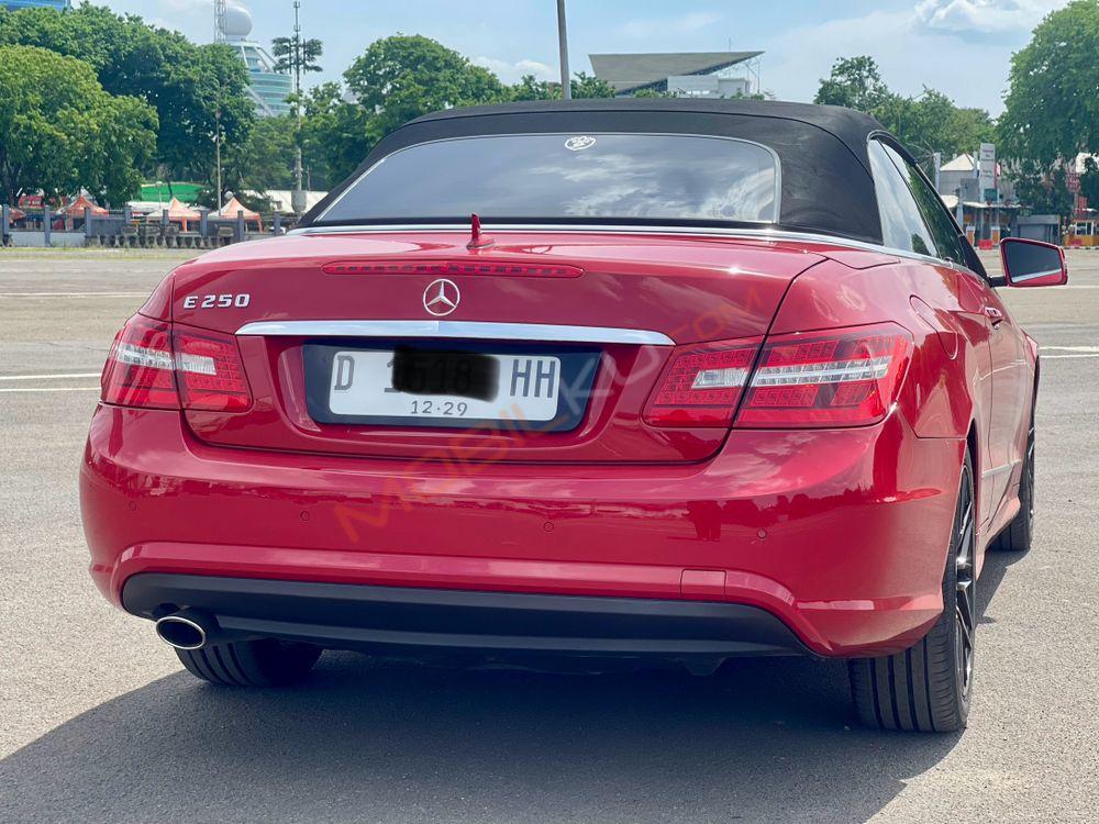 Mobil Mercedes-Benz E-Class 2013