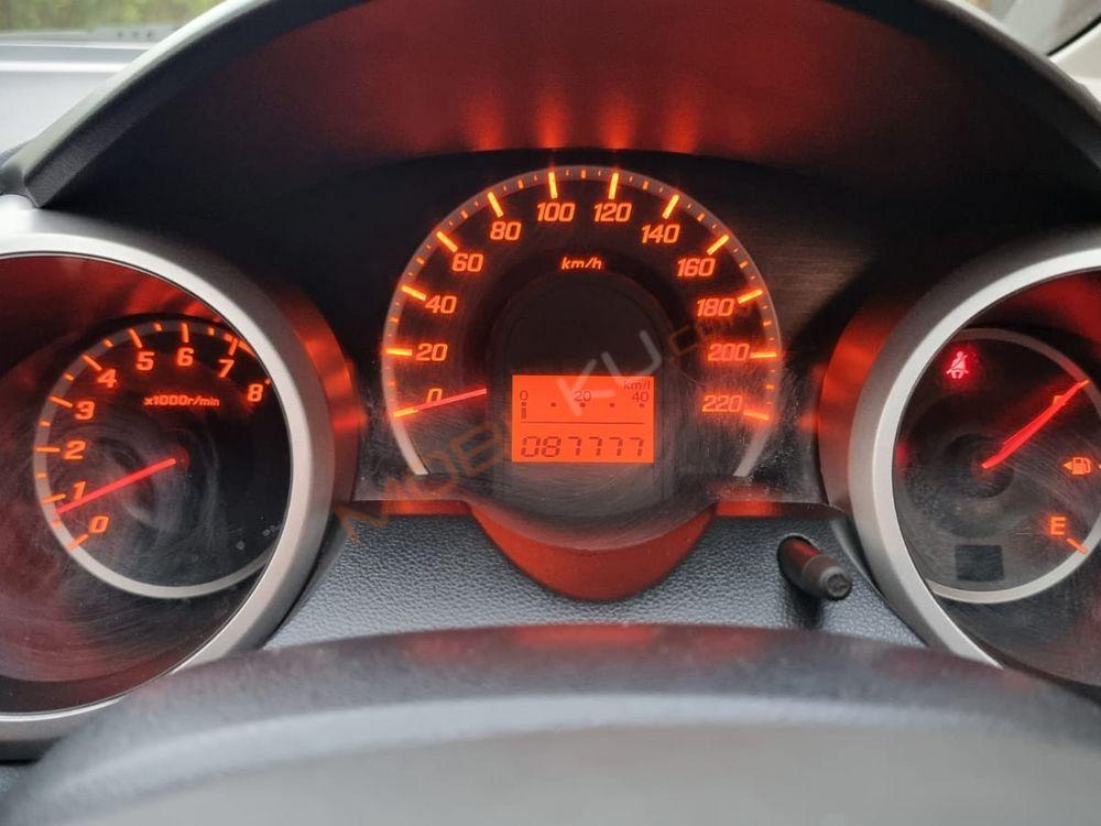 Mobil Honda Jazz 2014