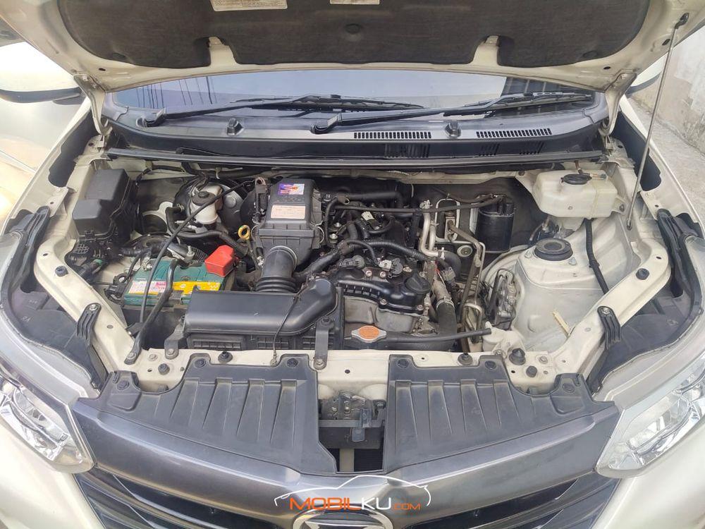 Mobil Daihatsu Xenia 2017