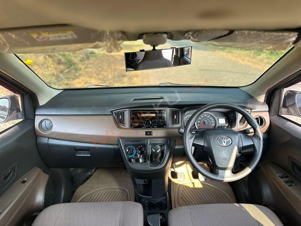 Mobil Toyota Calya 2019
