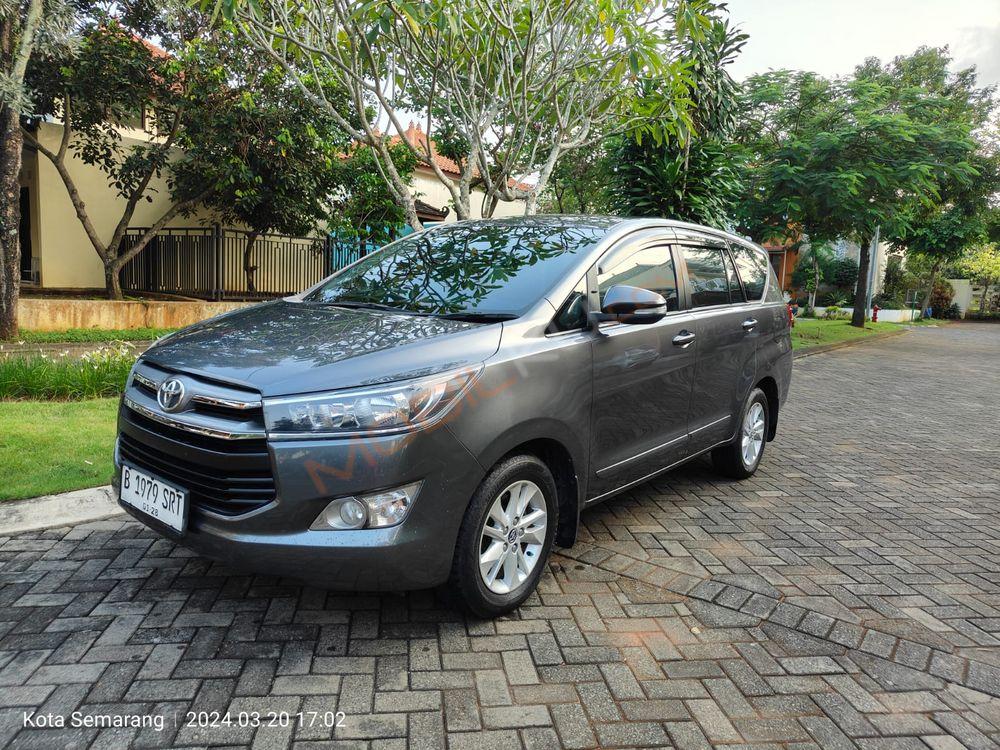 Mobil Toyota Kijang Innova 2017