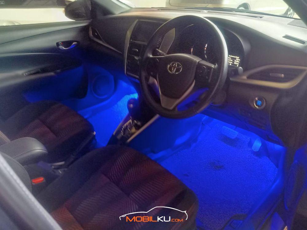 Mobil Toyota Yaris 2018