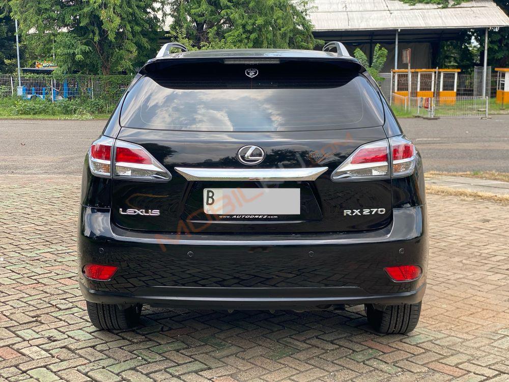Mobil Lexus RX 2013