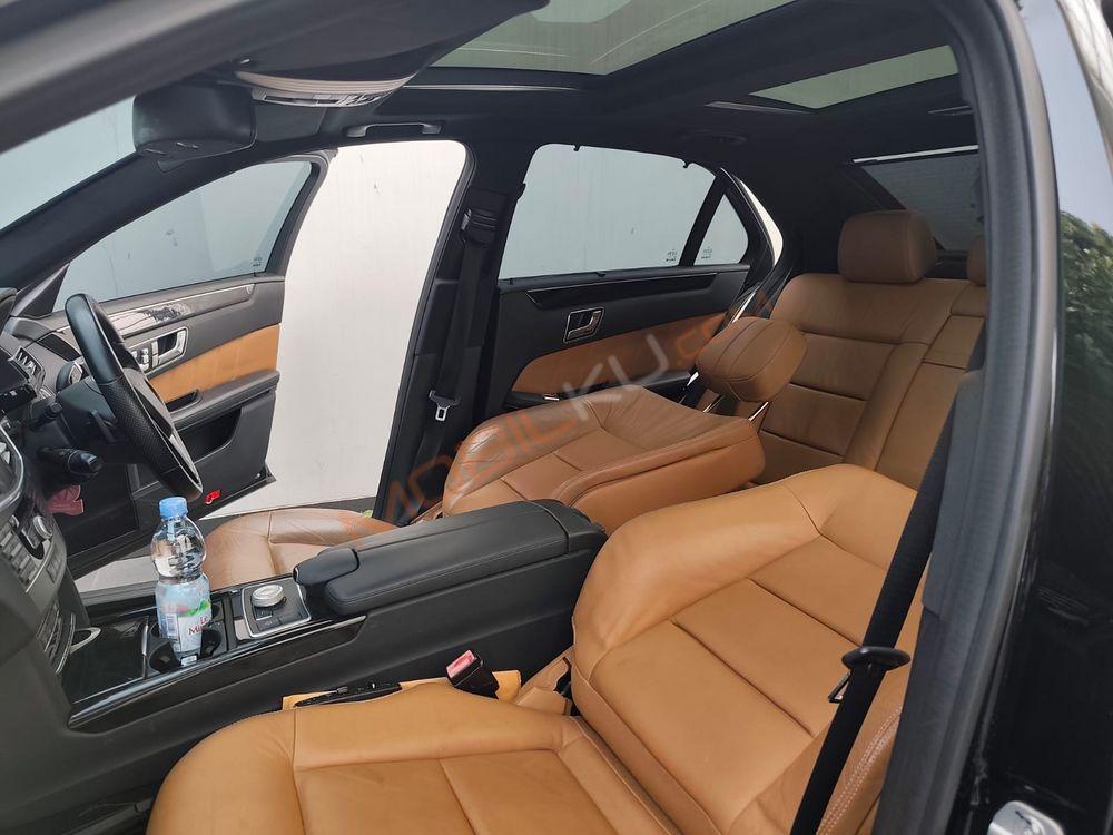 Mobil Mercedes-Benz E-Class 2011