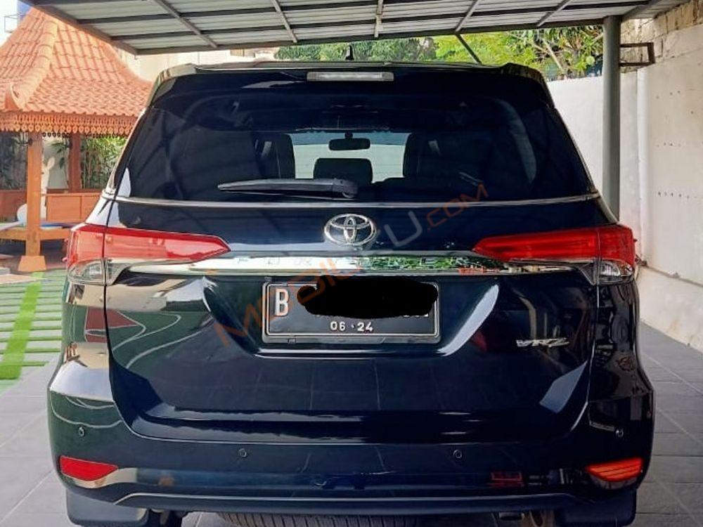 Mobil Toyota Fortuner 2019