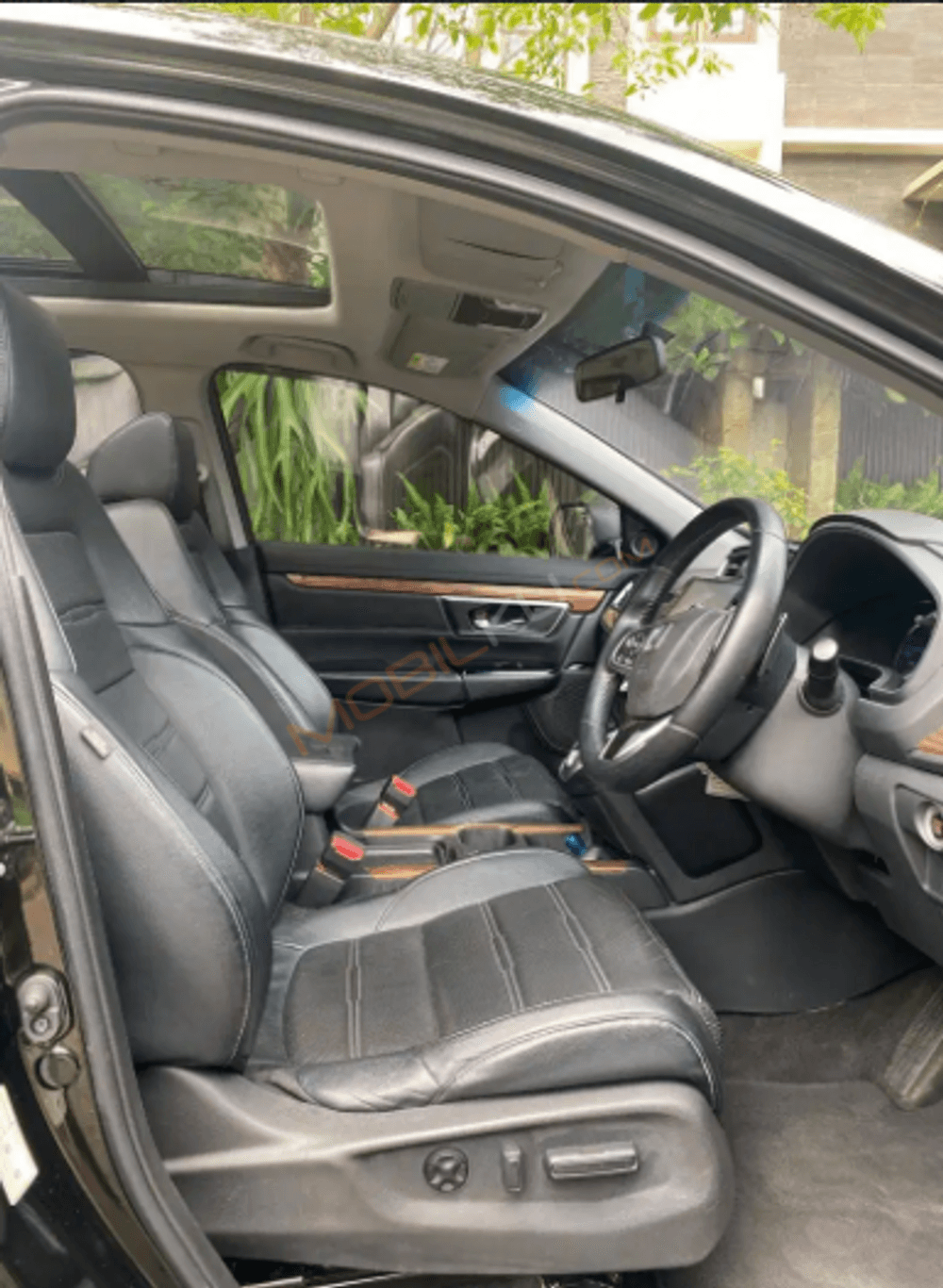 Mobil Honda CR-V 2020