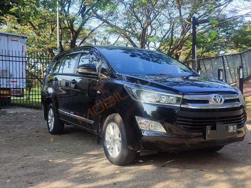 Mobil Toyota Kijang Innova 2018