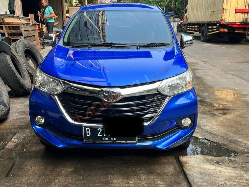 Mobil Toyota Avanza 2015