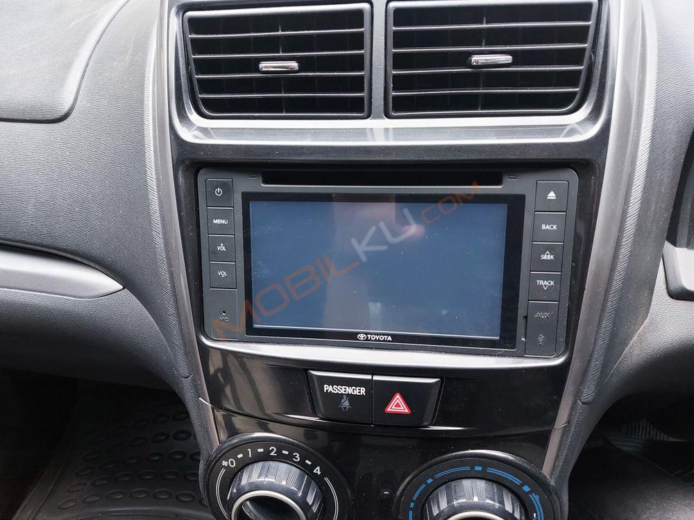 Mobil Toyota Avanza 2016