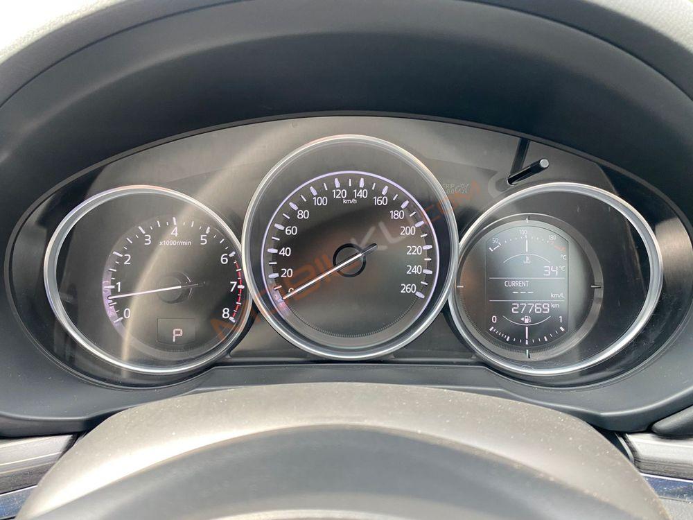 Mobil Mazda CX-5 2020