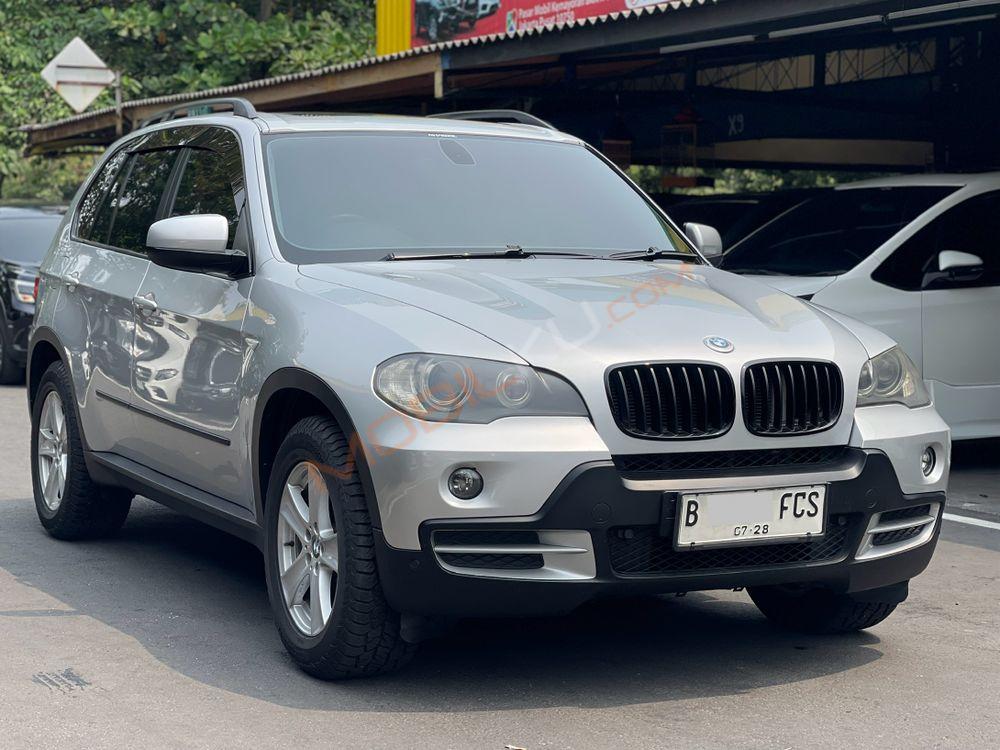 Mobil BMW X5 2008