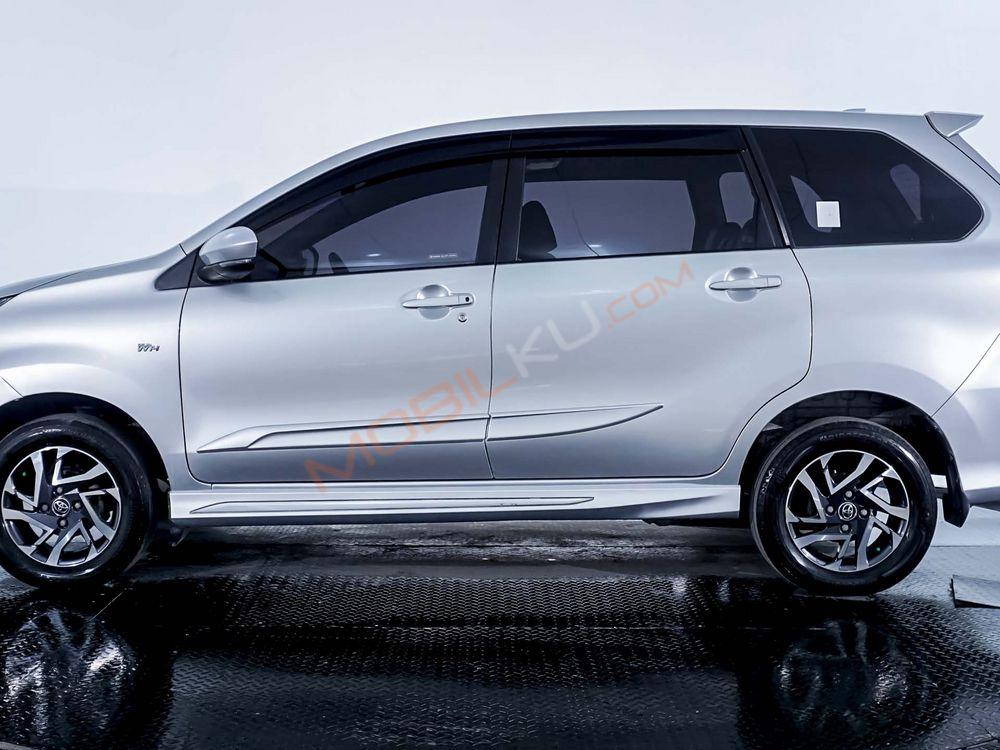 Mobil Toyota Avanza 2020