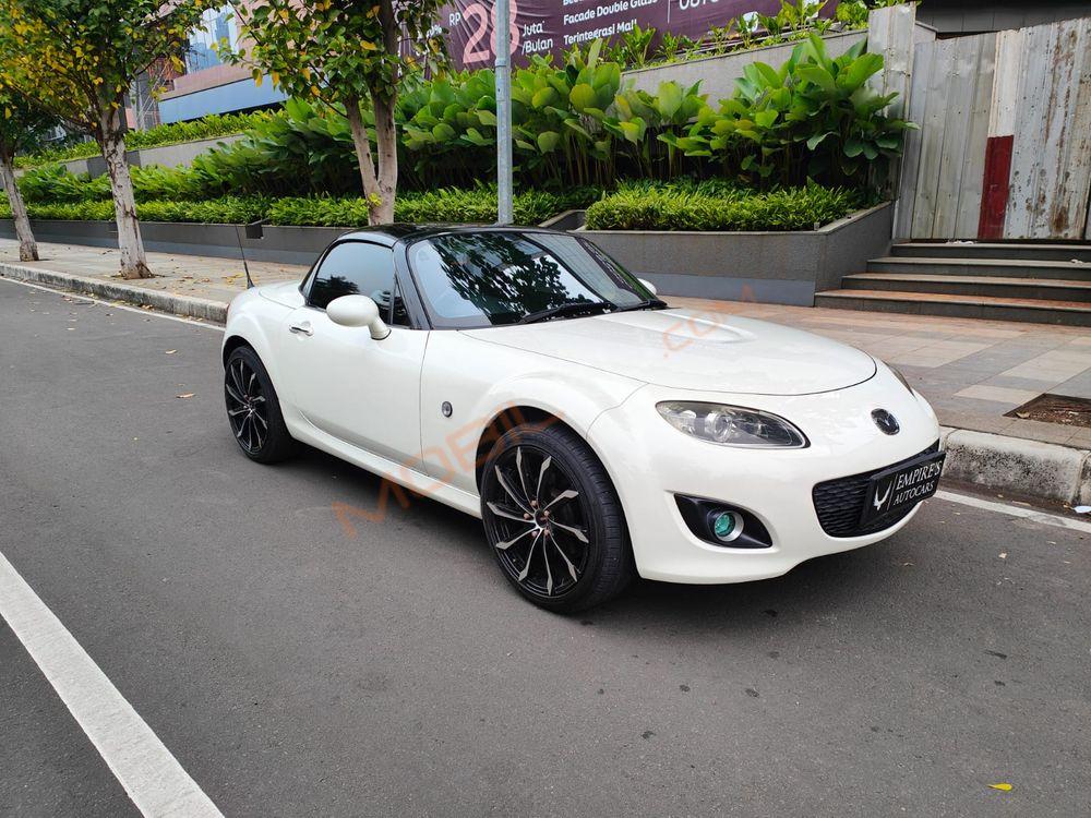 Mobil Mazda MX-5 Miata 2012