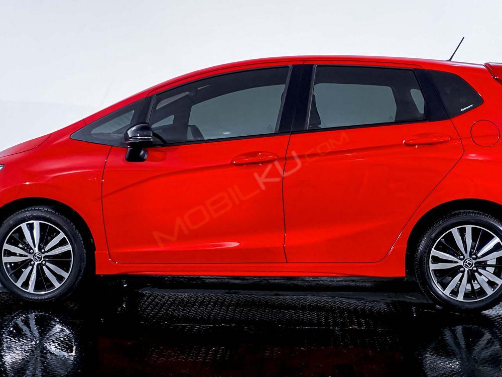 Mobil Honda Jazz 2020
