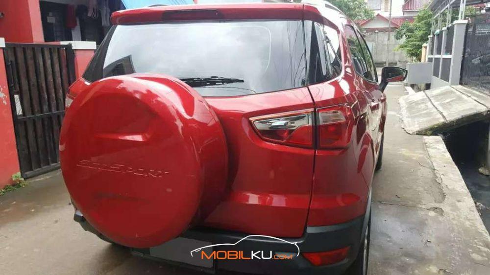 Mobil Ford EcoSport 2015