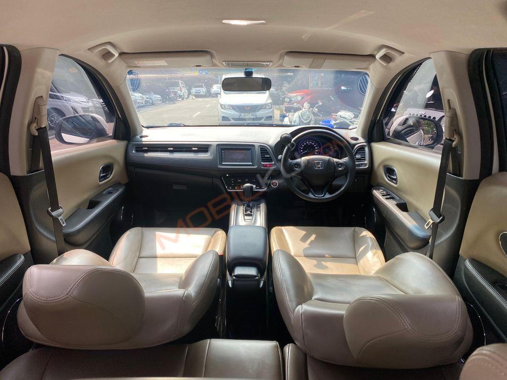 Mobil Honda HR-V 2016