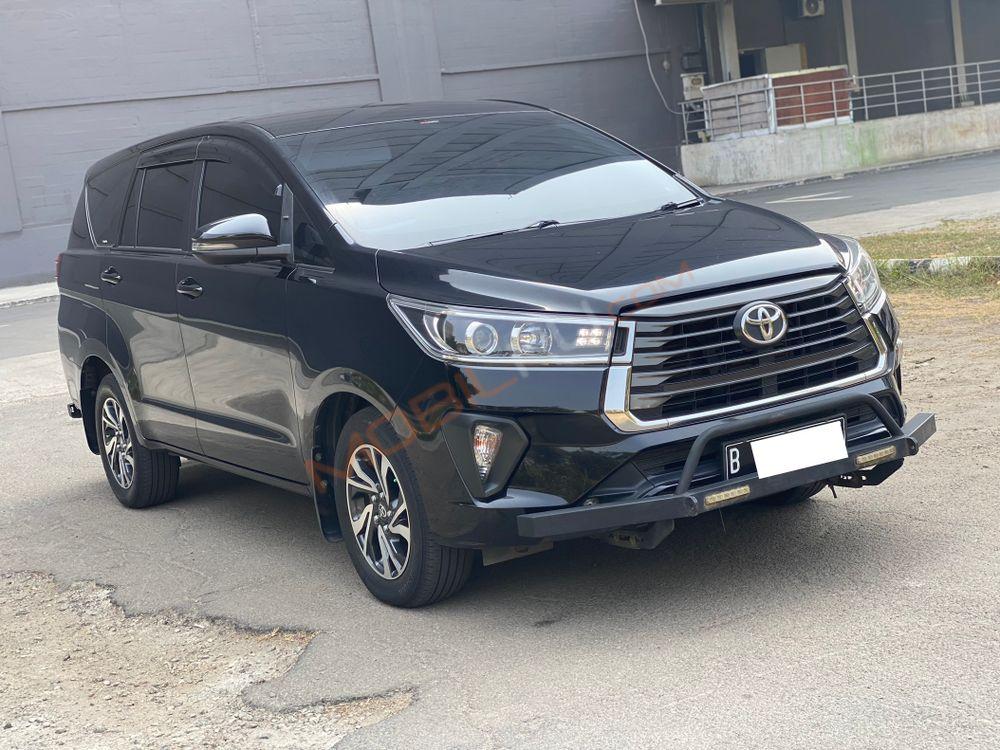 Mobil Toyota Kijang Innova 2022