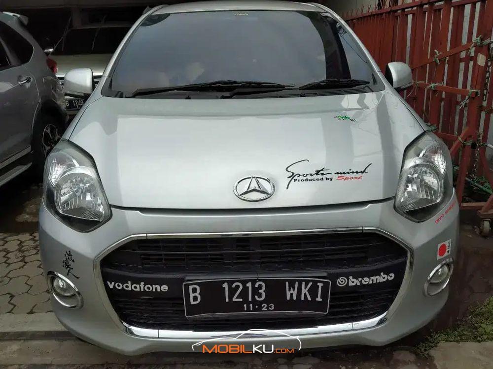 Mobil Daihatsu Ayla 2013