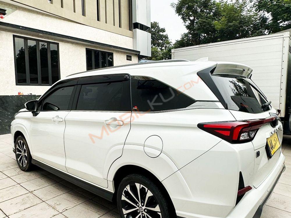 Mobil Toyota Veloz 2021