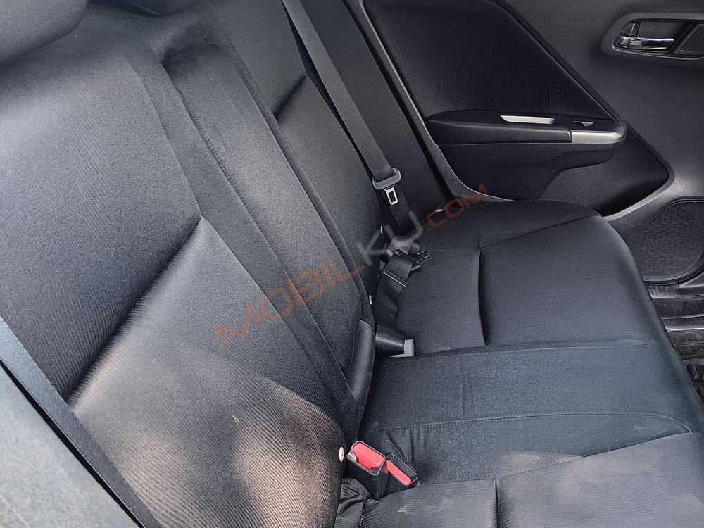 Mobil Honda City Sedan 2015