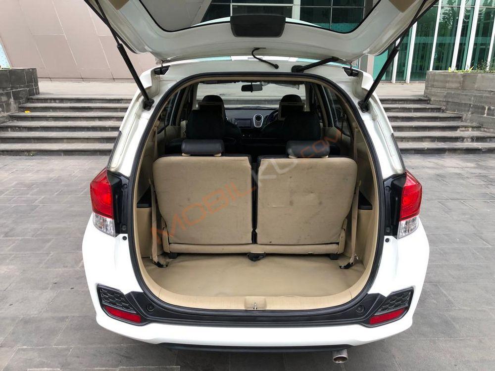 Mobil Honda Mobilio 2014