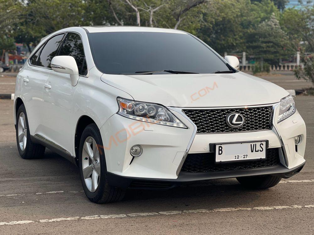 Mobil Lexus RX 2011