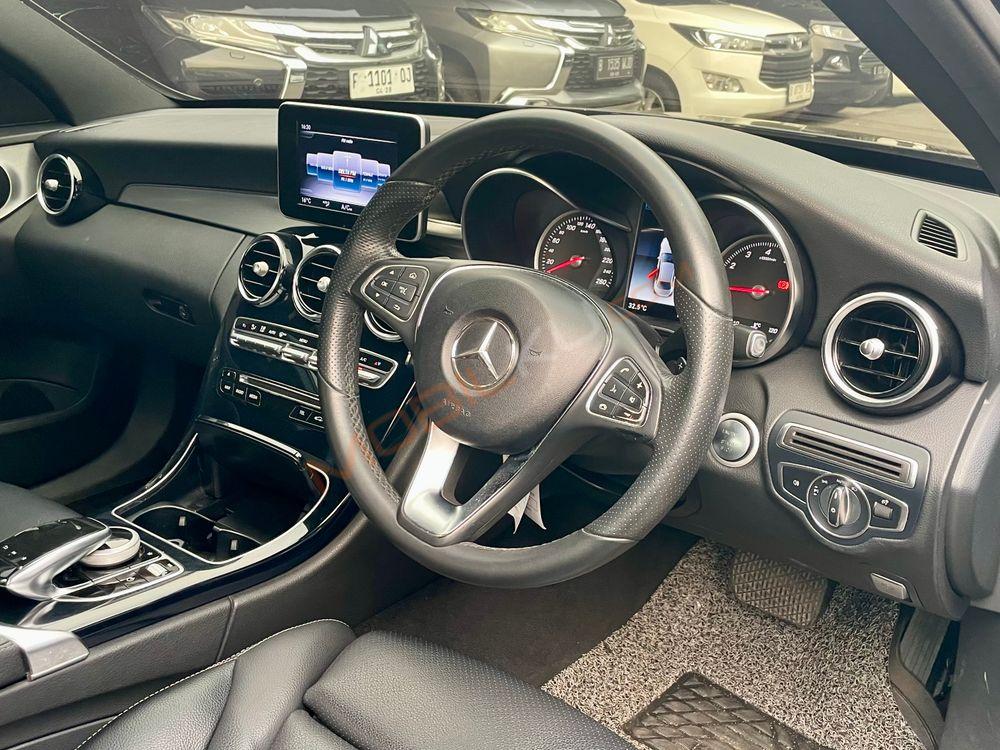 Mobil Mercedes-Benz C-Class 2018