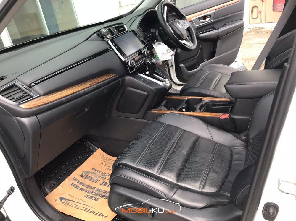 Mobil Honda CR-V 2017